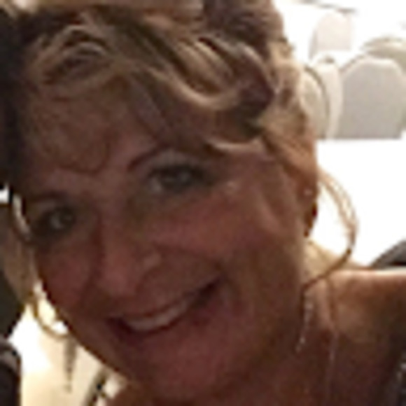 Meet your Posher, Brenda - Picture 1 of 1